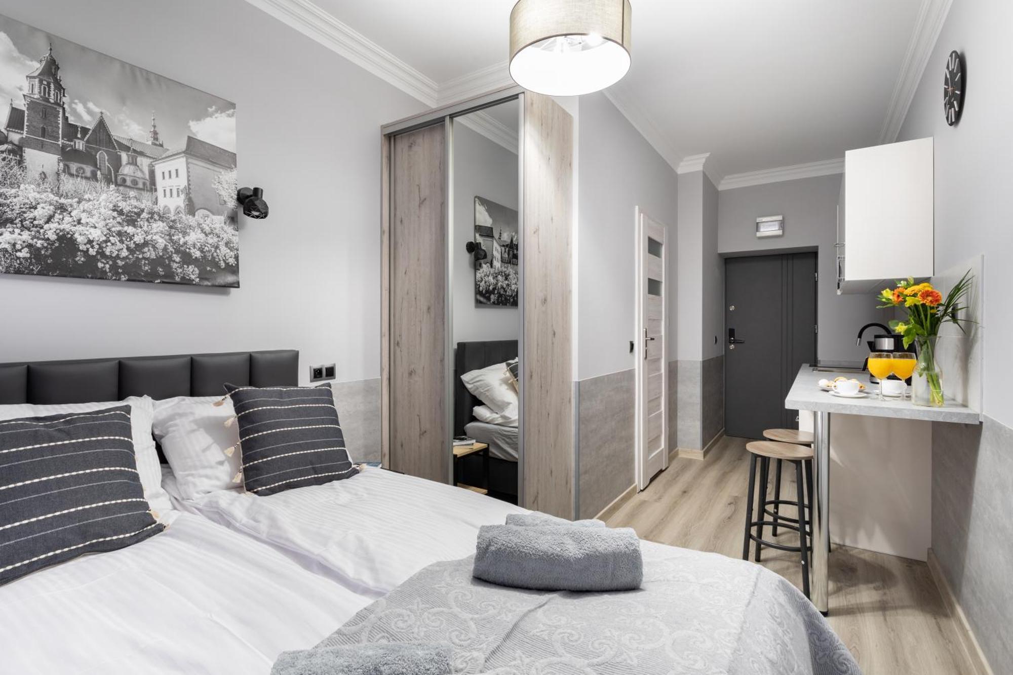 Dolce Vita Elegant Apartments Краков Экстерьер фото